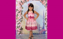 <p>Lauanny Gabrielly completa idade nova dia 30-11 e recebe os parabéns dos seus pais Edivânia e Jesiel.</p>
